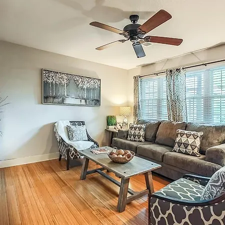 Quiet Plaza Two Bedroom 2 Bathroom Kansas City Exterior photo