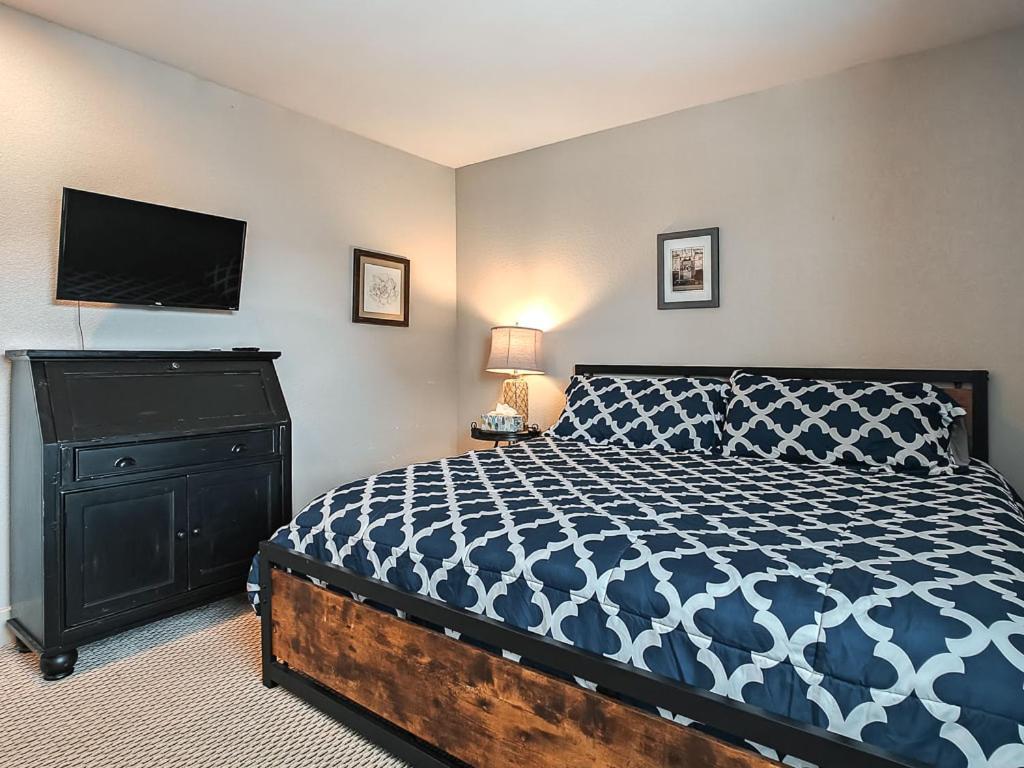 Holiday home Quiet Plaza Two Bedroom 2 Bathroom *